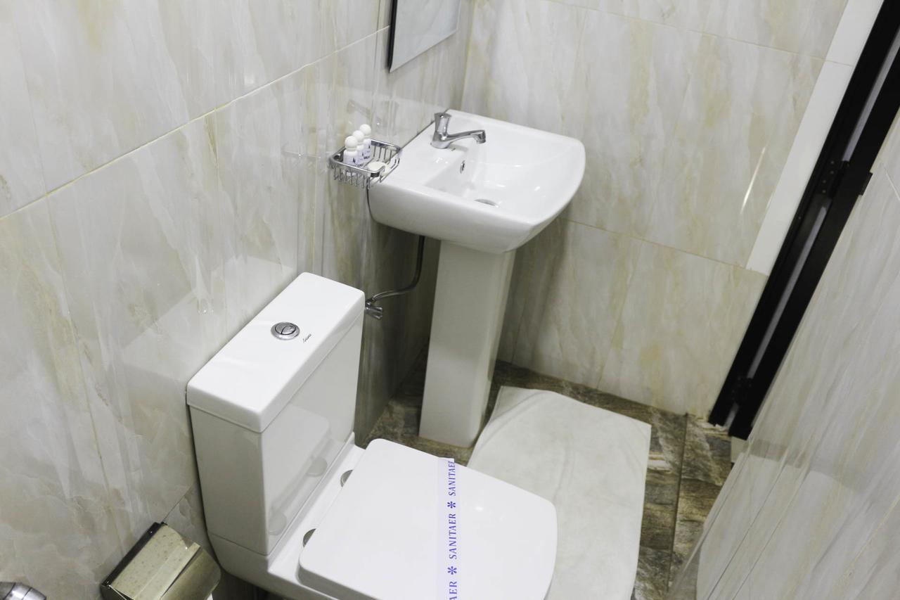 Yoho Travellers Residence Канди Экстерьер фото