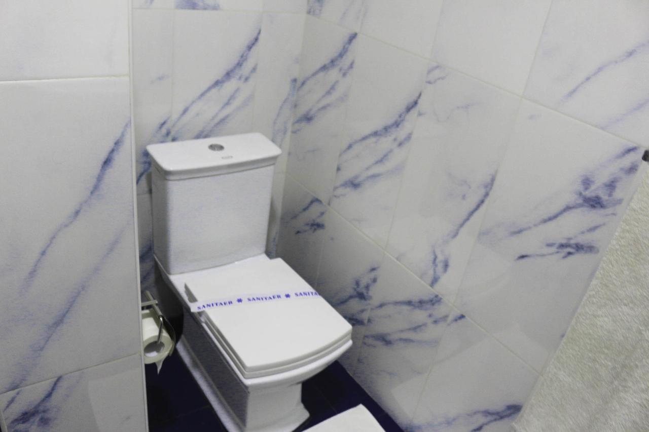 Yoho Travellers Residence Канди Экстерьер фото